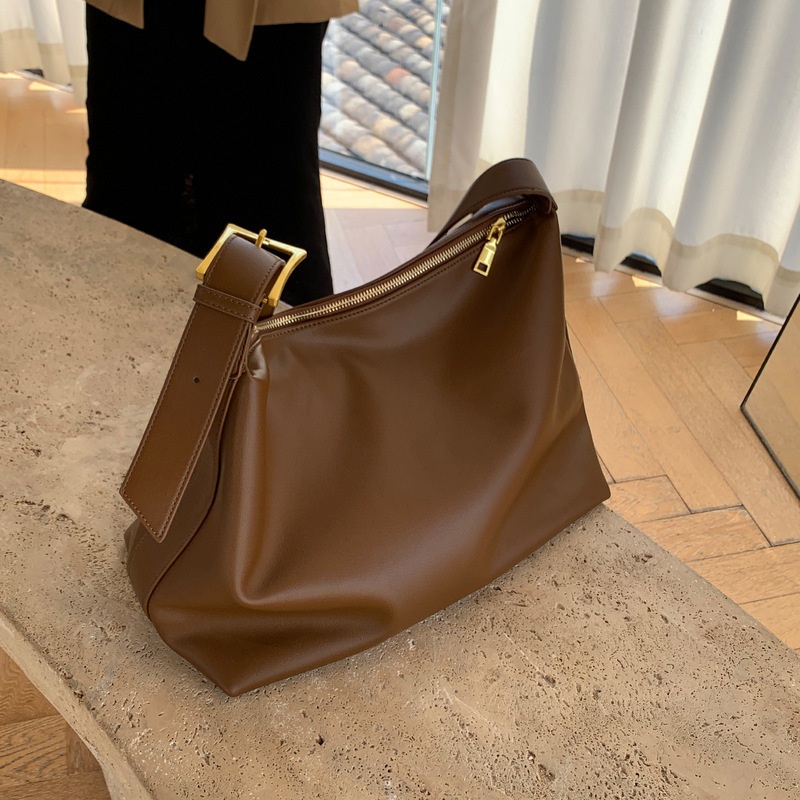 Lady's soft leather bag
