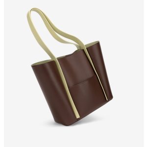Korean girl's handbag