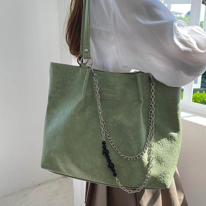 Ladies' large-sized travel bag