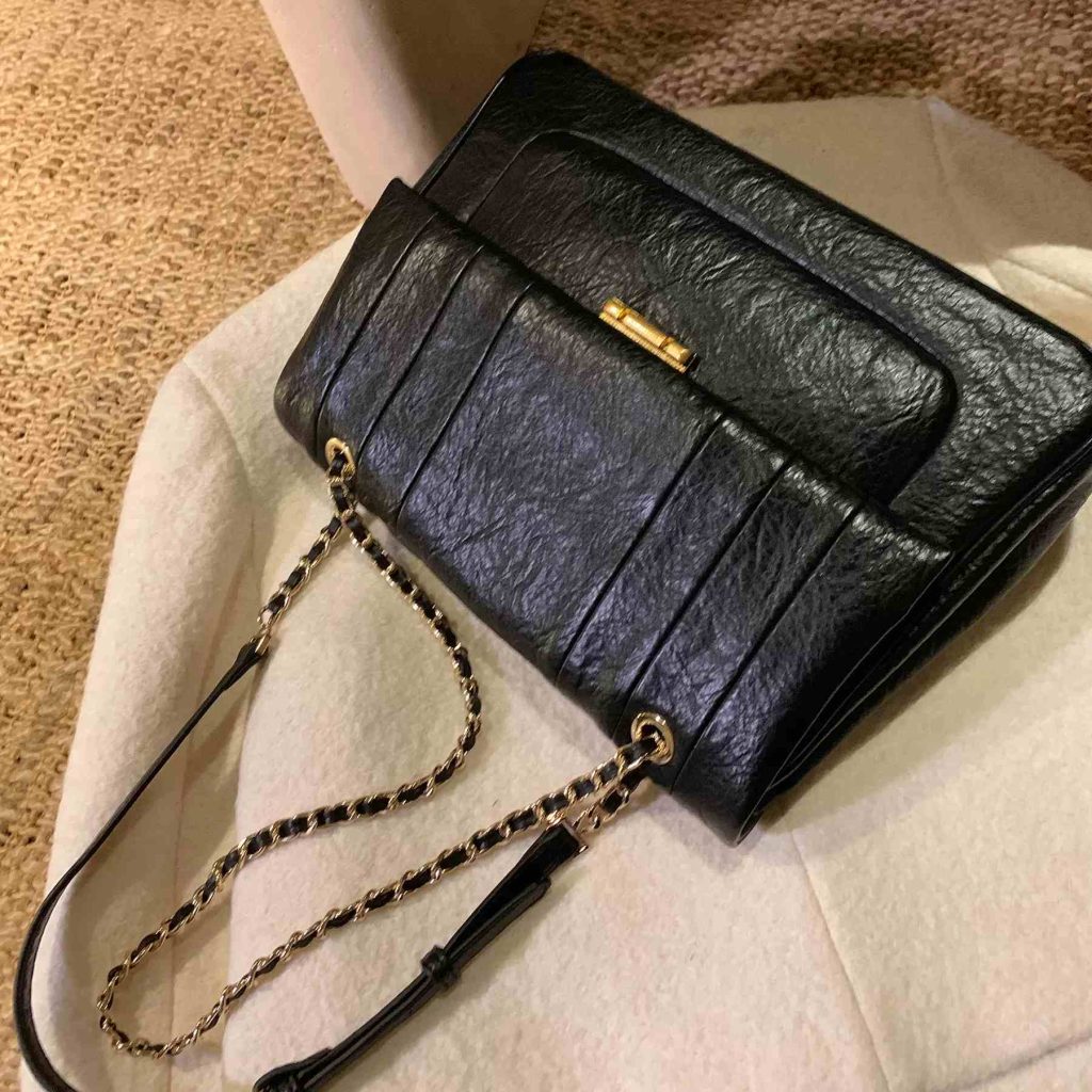 Lady's black chain bag